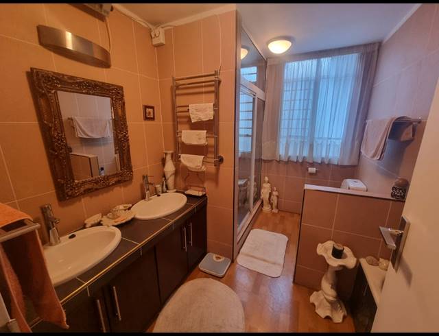 3 BEDROOM FLAT FOR SALE IN ARCON PARK